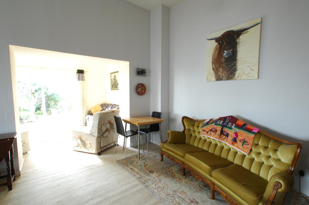 Power House B&B Carsaig  ภายนอก รูปภาพ